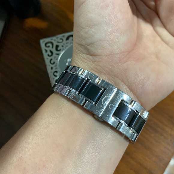 Guess Collection Watch - Picture 2 of 4